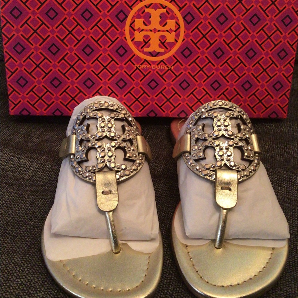 *NIB* SPARKLING GOLD RHINESTONE MILLER SANDAL Sz 5